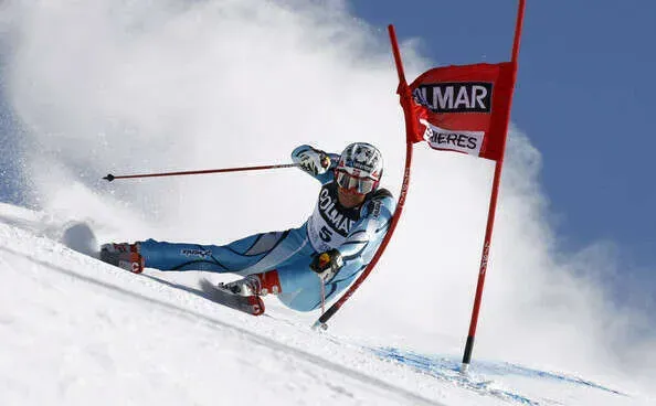 Sophrologie et Ski Alpin Construire des performances mentales solides pour toutes les disciplines